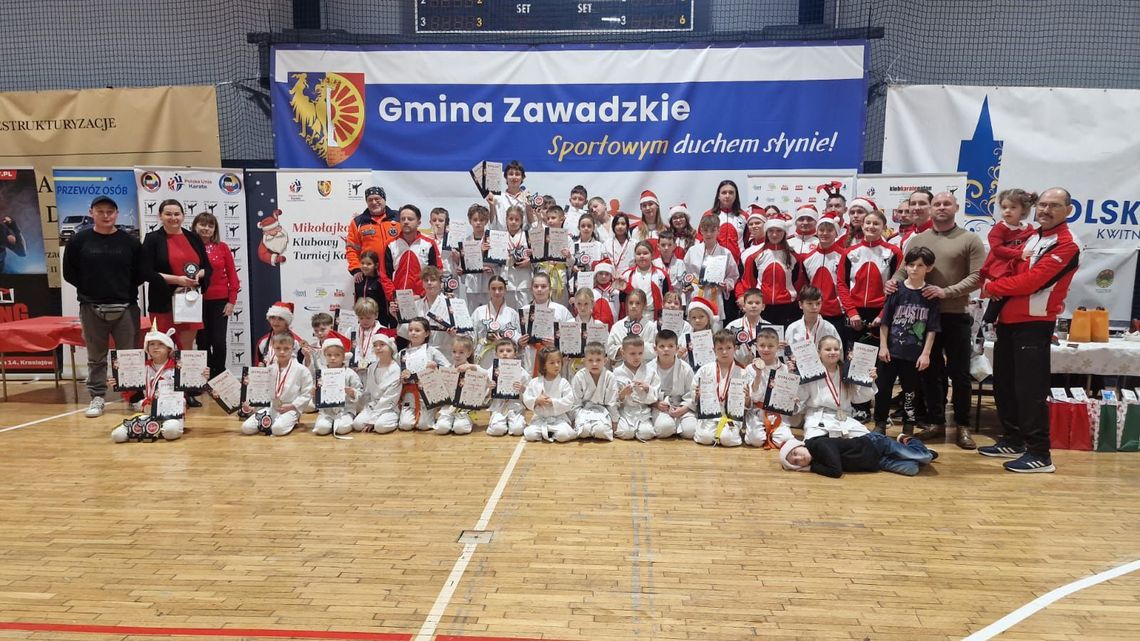 Karate ze św. Mikołajem. Do rywalizacji przystąpiło 50 zawodników