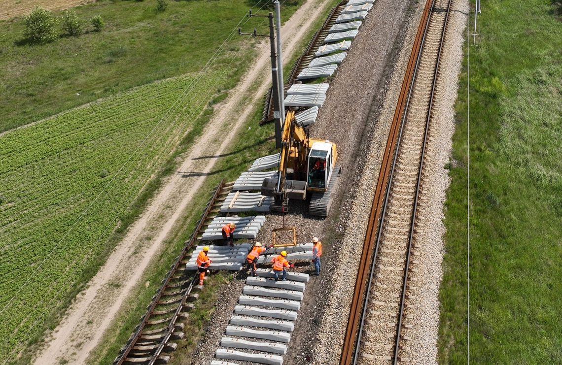 Kolej zainwestuje w powiecie. Remonty wiaduktów i stacji kolejowej
