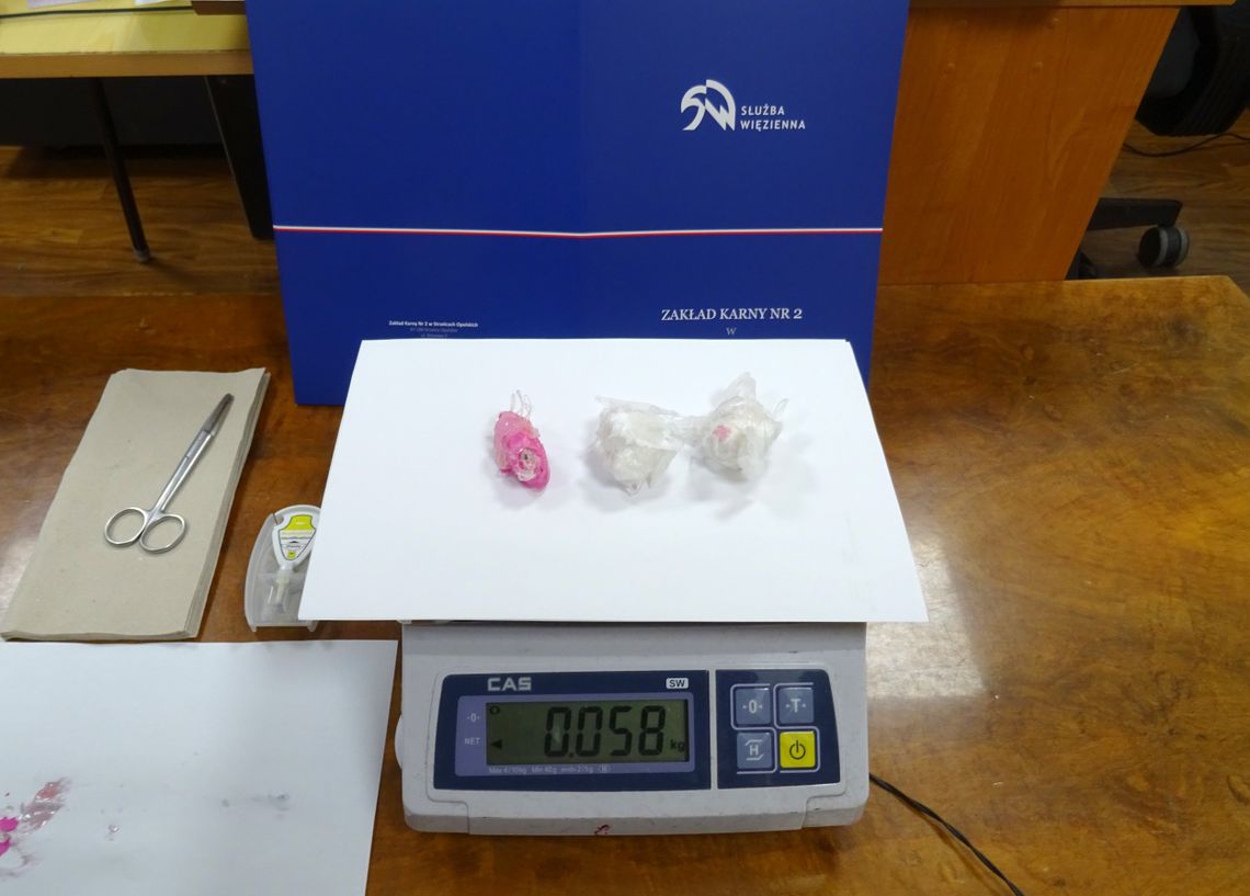 Kolejna próba przemytu. Tym razem dopalacze w szamponie Kolejna próba przemytu. Tym razem dopalacze w szamponie