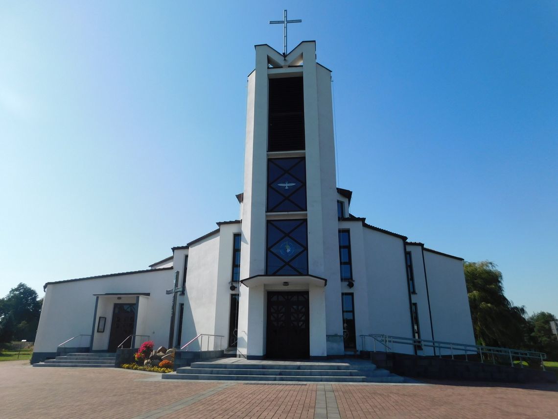 Kościół w świetle ledów