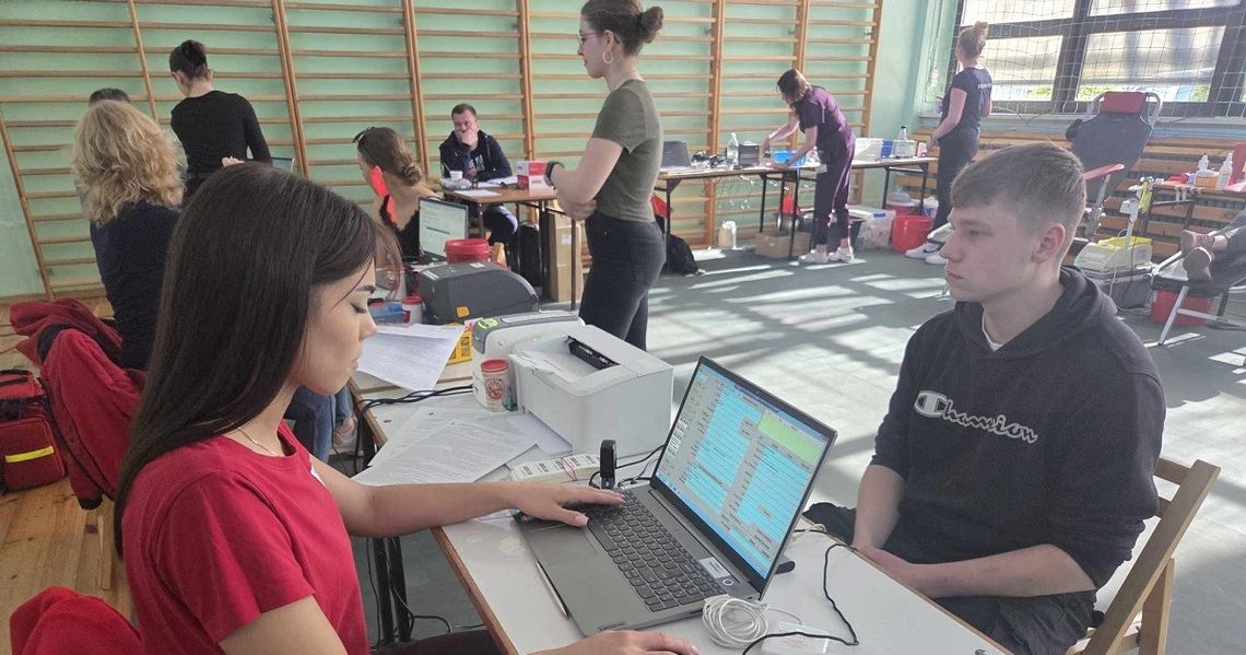 Krew to cenny dar, który ratuje życie. Wie o tym strzelecka młodzież