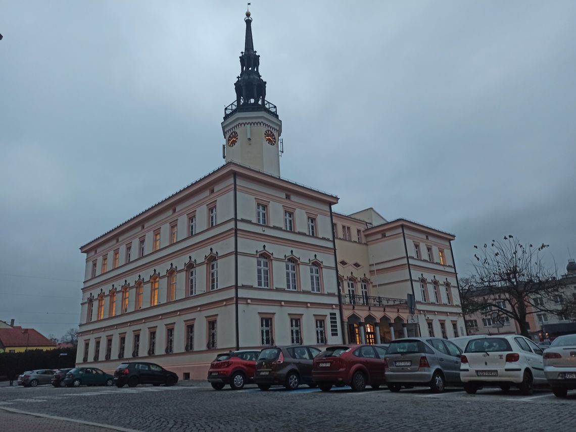 Kryzysowe ciemności w powiecie strzeleckim. Gminy wyłączają oświetlenie uliczne