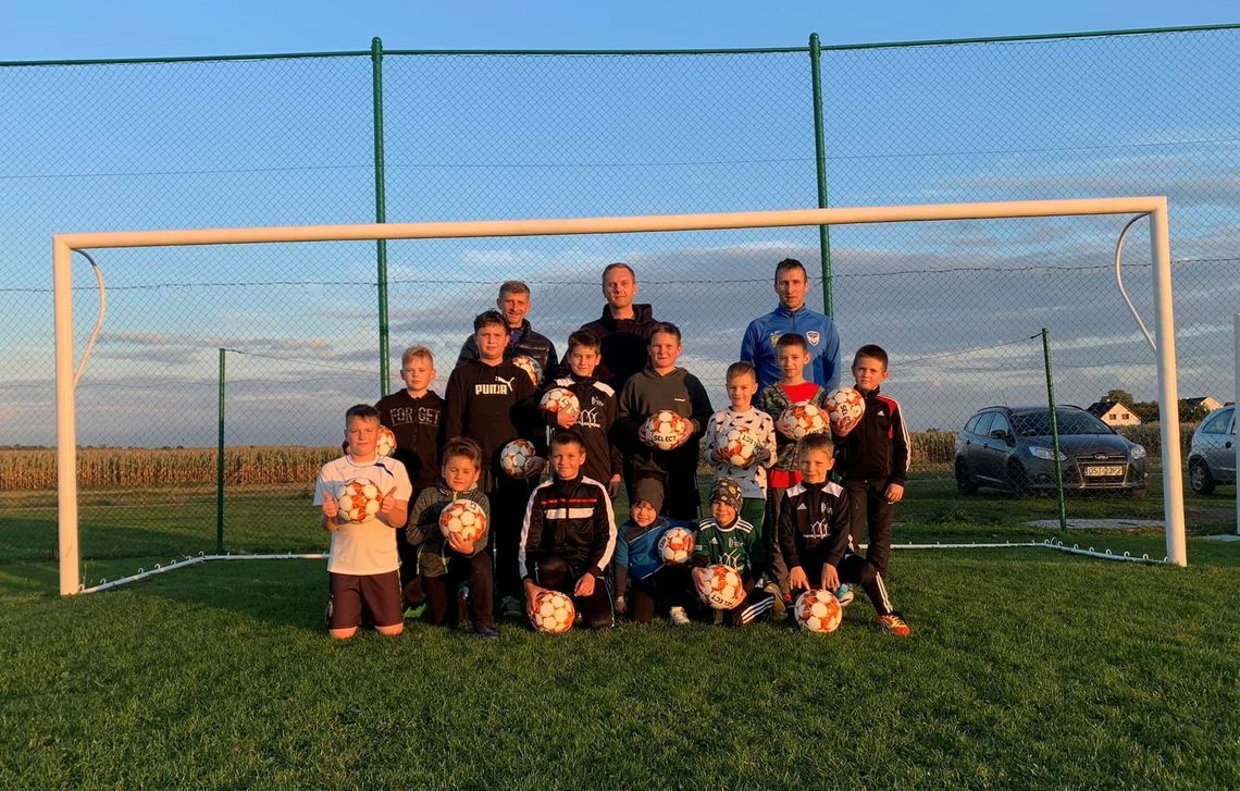 Kadłubiec ma nową drużynę piłkarską. Może narodzi się tu kolejny Lewandowski?