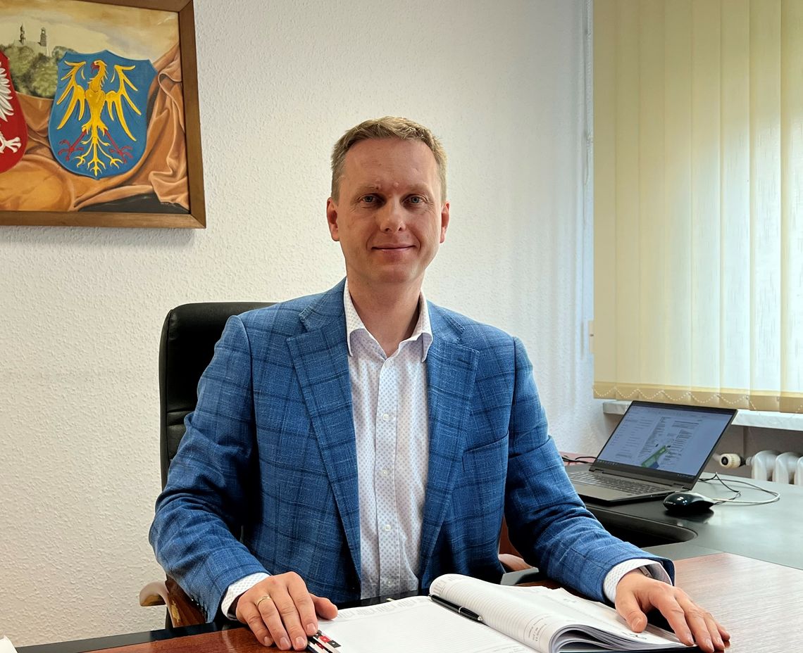 Łukasz Jastrzembski, burmistrz Leśnicy: Brak polityki jest siłą małych samorządów