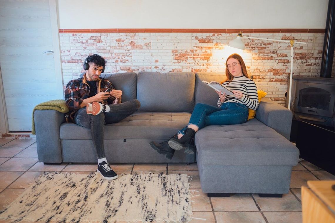 Mały salon, wielkie możliwości - jaki narożnik wybrać do niewielkiego wnętrza? Mały salon, wielkie możliwości - jaki narożnik wybrać do niewielkiego wnętrza?