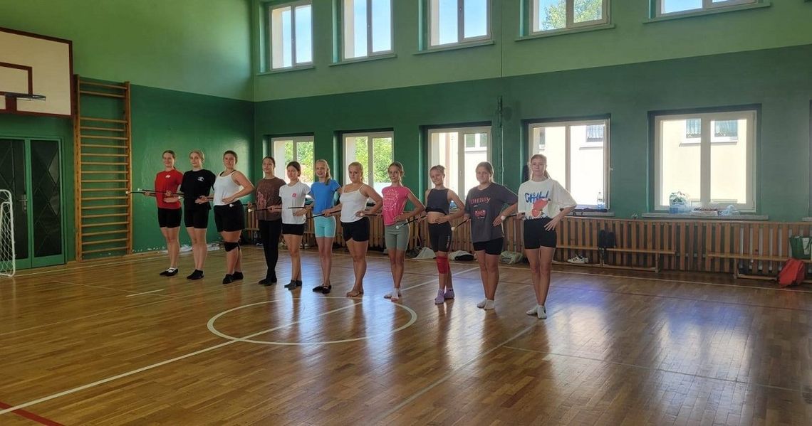 Mażoretki z Kadłuba ćwiczą, żeby zachwycać publiczność