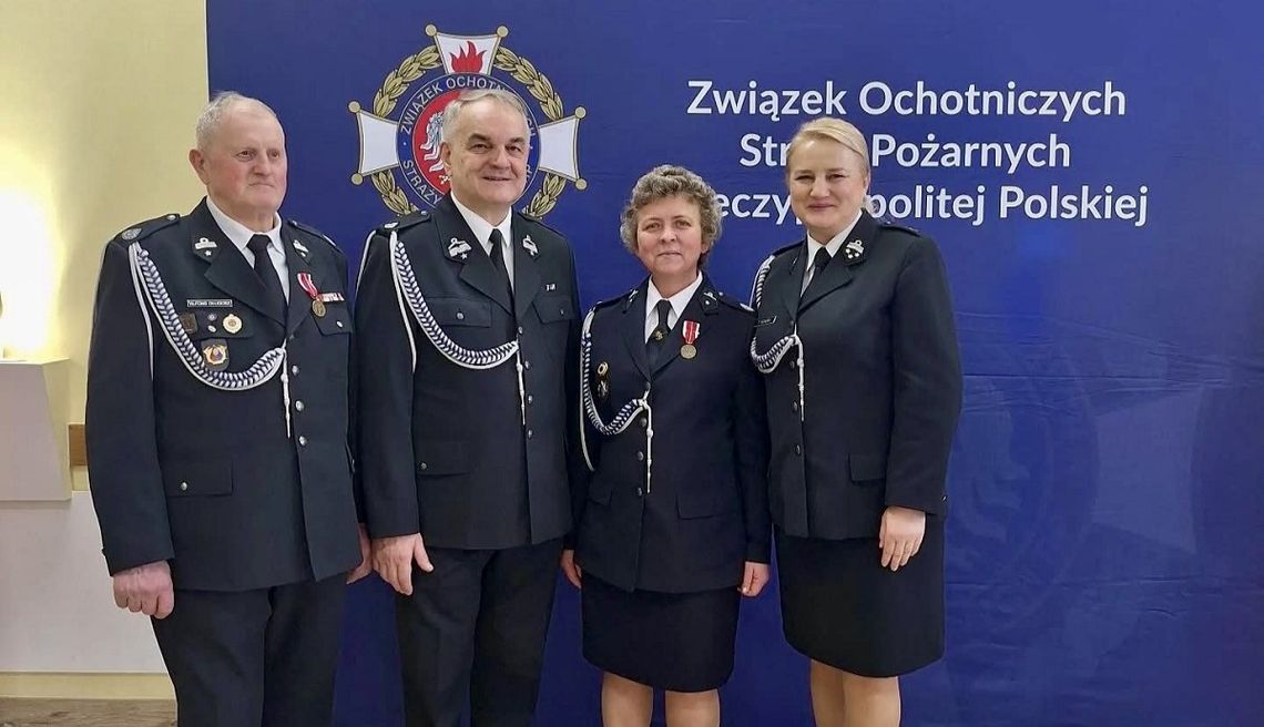 Prestiżowe medale dla druhów z Czarnocina. "Dziś trudno o takie osoby"