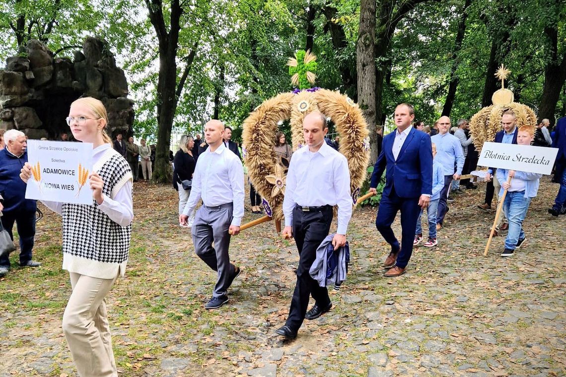 Mieszkańcy Adamowic i Nowej Wsi uczestniczyli w dożynkach na Górze św. Anny