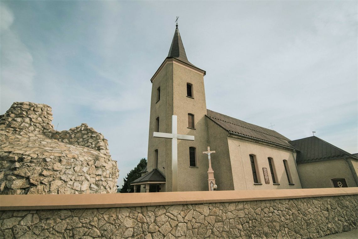 Mieszkańcy Grodziska chcą uczcić rocznicę powstania swojej parafii Mieszkańcy Grodziska chcą uczcić rocznicę powstania swojej parafii