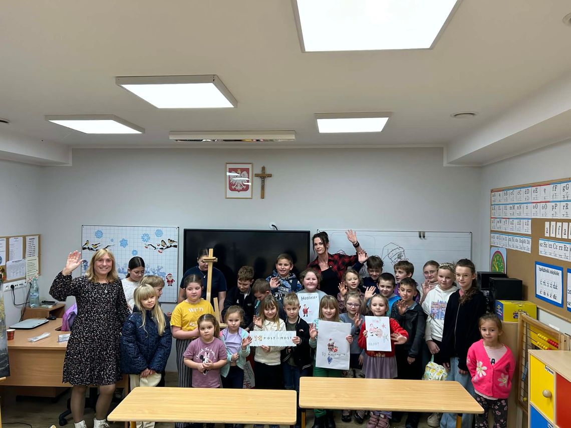 Mikołajkowe warsztaty z Katarzyną Pyką. Powstały piękne prace Mikołajkowe warsztaty z Katarzyną Pyką. Powstały piękne prace