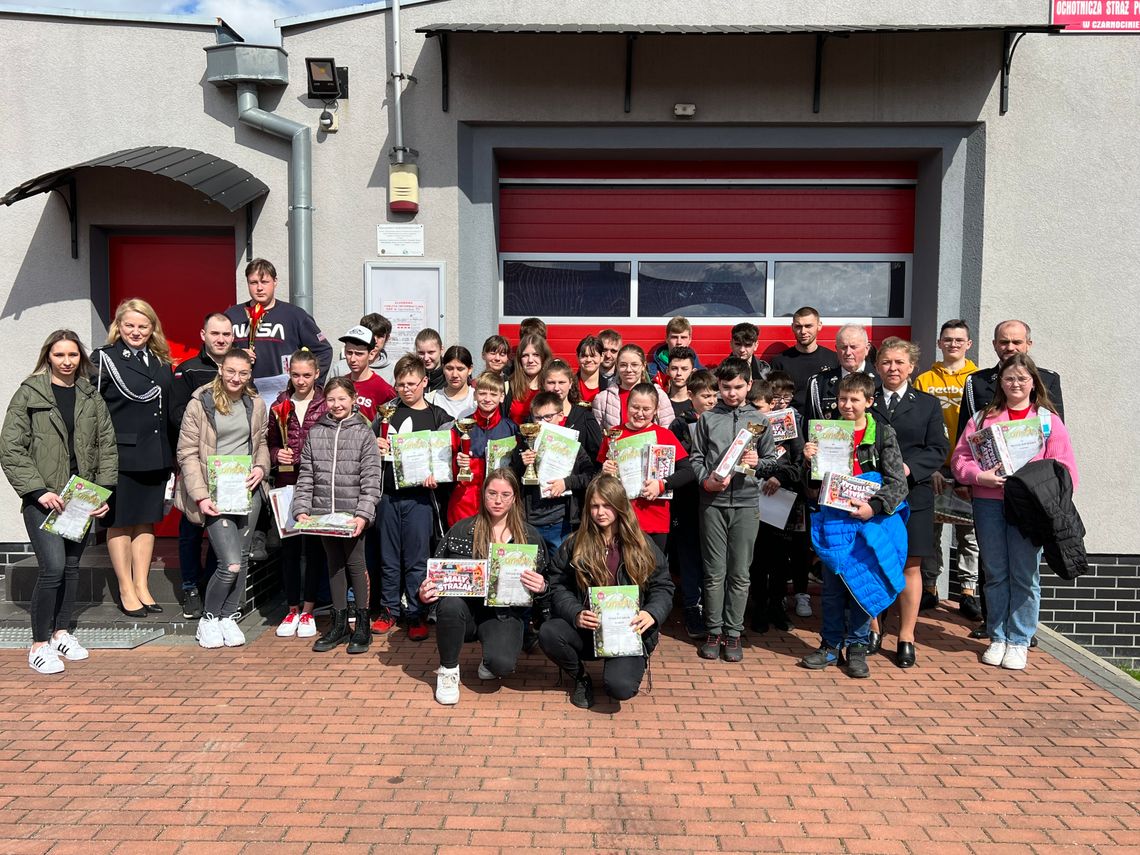 Młodzi strażacy z gminy Leśnica zmierzyli się w turnieju wiedzy pożarniczej