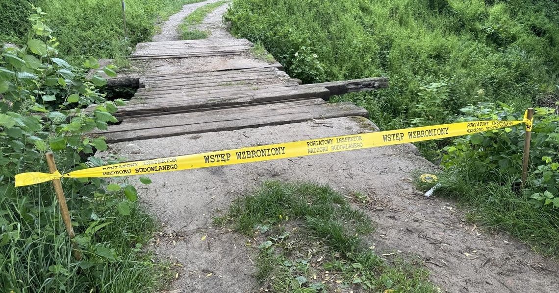 Mostek na Bziniczce zamknięty. Stan techniczny stwarza realne zagrożenie