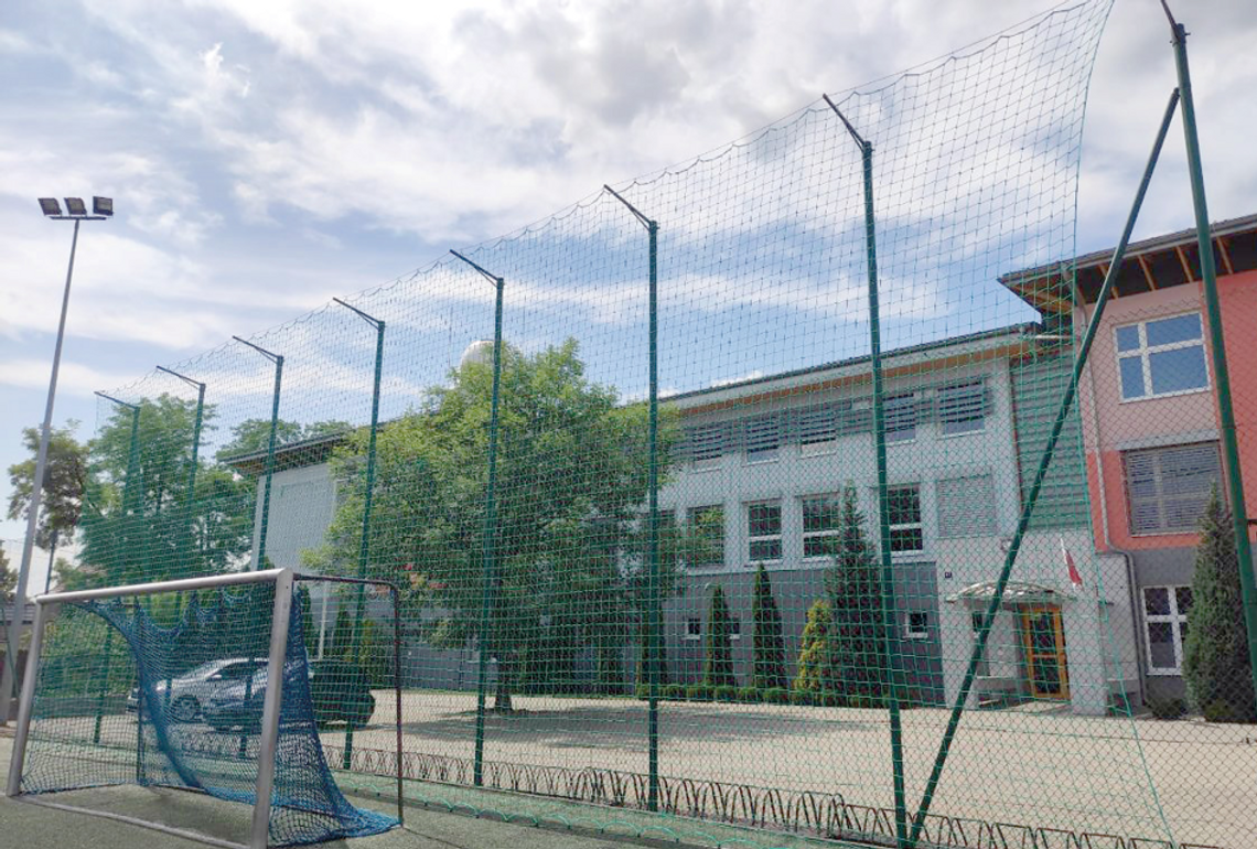 Na Orliku przy podstawowówce w Zawadzkiem gra się już lepiej