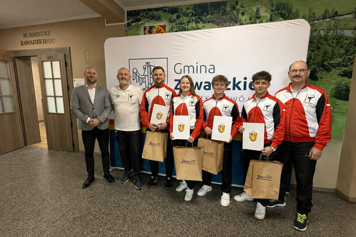 Nagrody i stypendia sportowe w gminie Zawadzkie przyznane