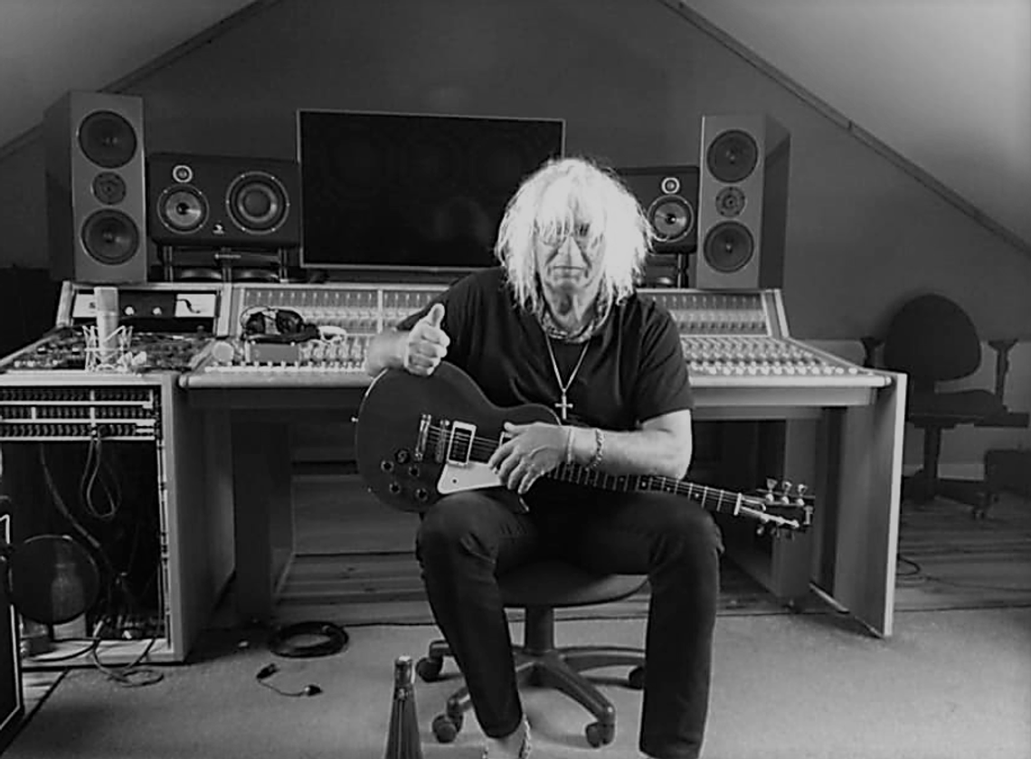 Nie żyje Kazimierz Pabiasz. Muzyk 50 lat temu założył w Strzelcach swój pierwszy zespół Nie żyje Kazimierz Pabiasz. Muzyk 50 lat temu założył w Strzelcach swój pierwszy zespół