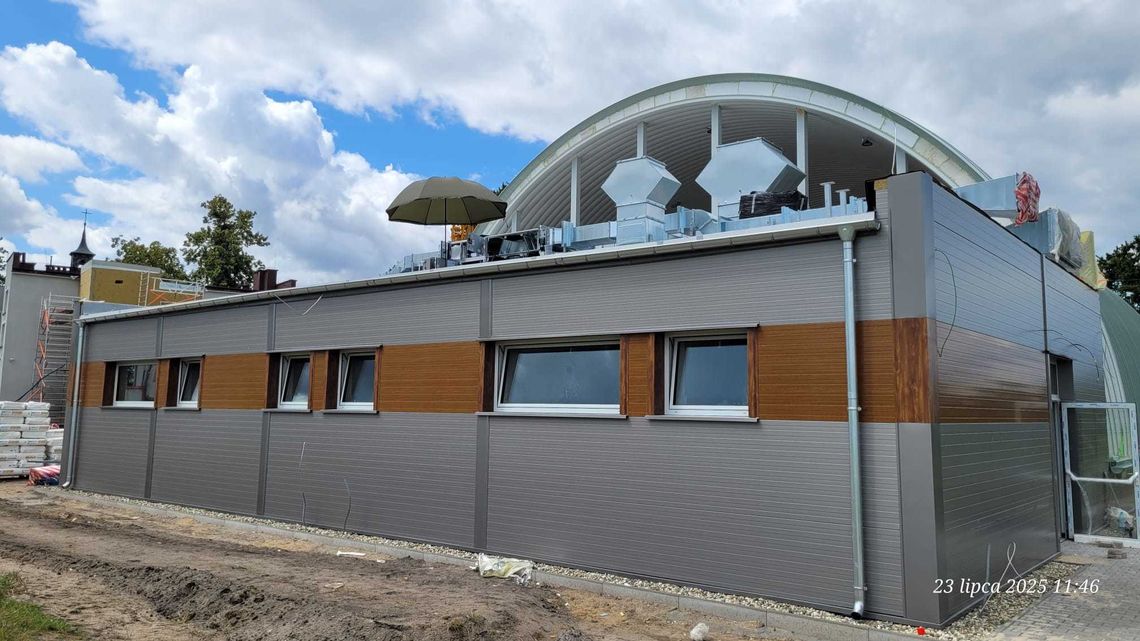 Nowa hala sportowa za półmetkiem. Ma być gotowa we wrześniu Nowa hala sportowa za półmetkiem. Ma być gotowa we wrześniu