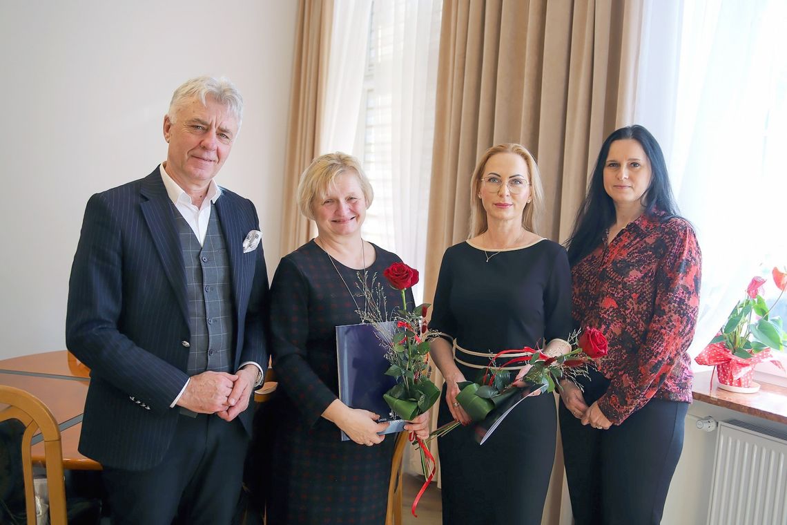 Nowi dyrektorzy w szkole o przedszkolach w Strzelcach Opolskich