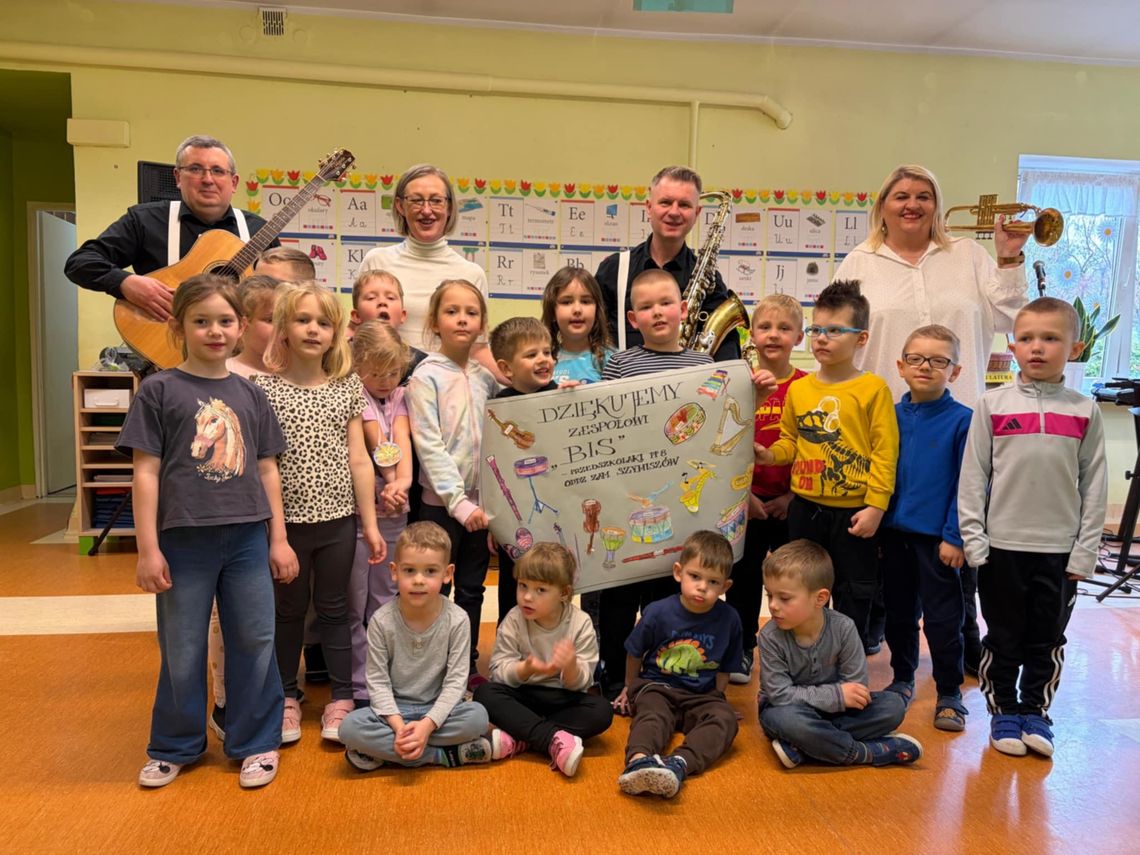 Od munduru po saksofon. Niezwykły tydzień w Szymiszowie-Wsi