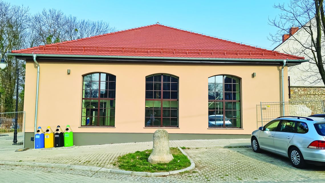 Tu miały być biura dla trzeciego sektora. Mogą być miejsca dla uchodźców