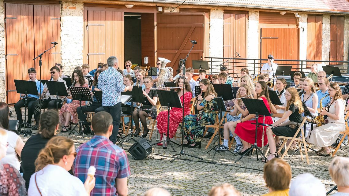 Orkiestra zaprasza na koncerty w Żyrowej, Niemodlinie i na Górze św. Anny Orkiestra zaprasza na koncerty w Żyrowej, Niemodlinie i na Górze św. Anny