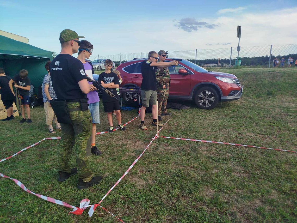 Piknik służb mundurowych przyciągnął wiele osób