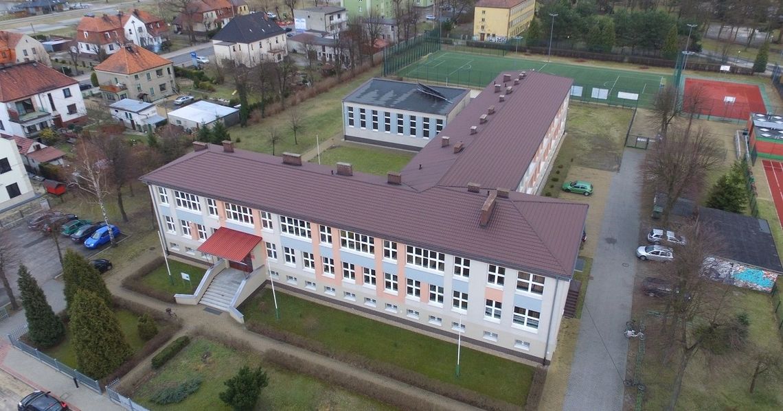 Plotka o zamknięciu szkoły? ZSP w Zawadzkiem ostro dementuje