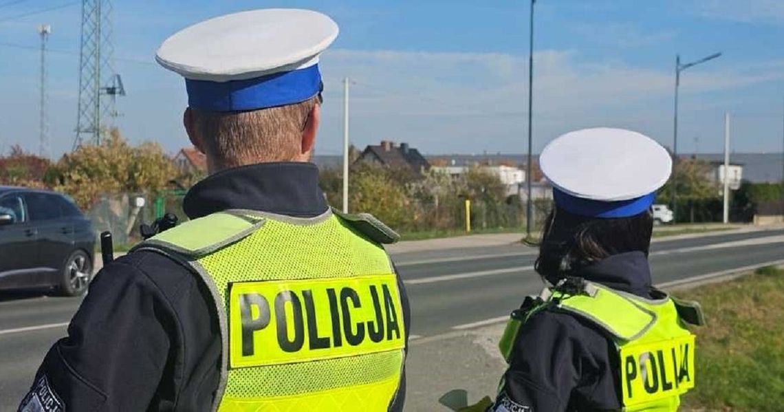 Groźne zdarzenie w Strzelcach Opolskich. 7-latek na hulajnodze wjechał pod auto