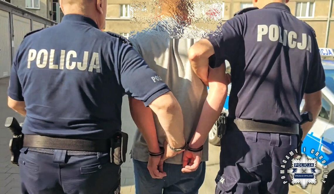 30-latek z zakazami znów za kierownicą. Wiózł całą rodzinę