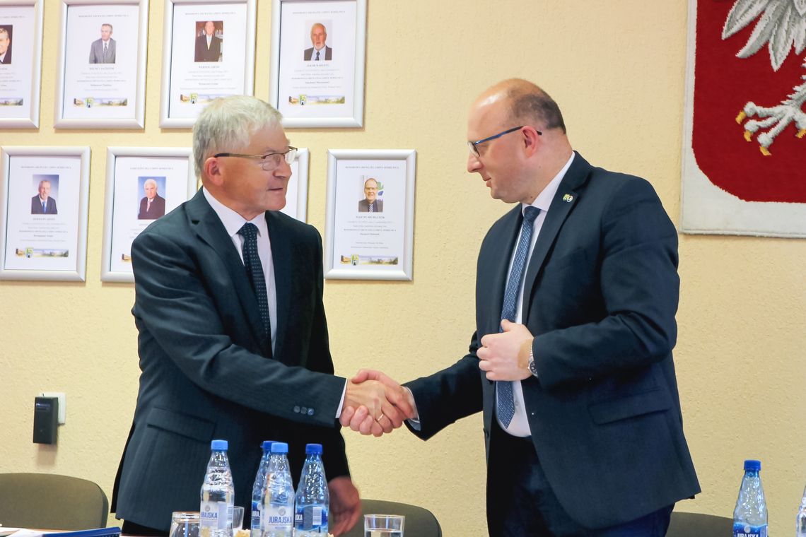 Radni jednomyślni w sprawie wójta gminy Jemielnica