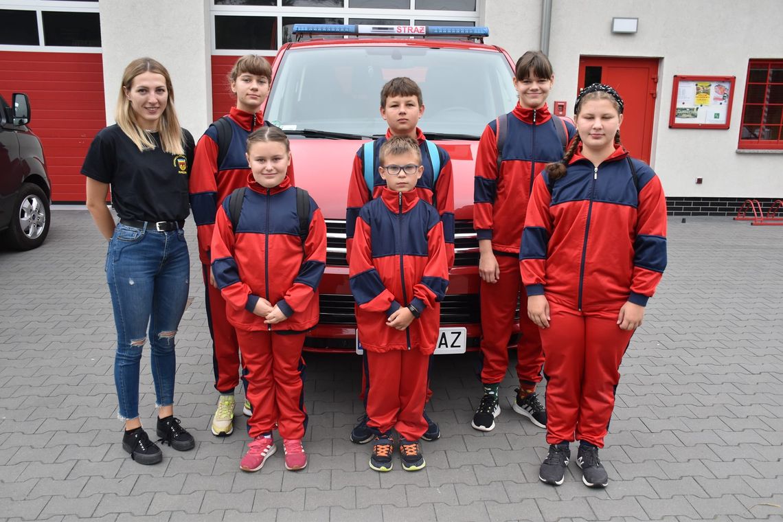 Młodzi strażacy z OSP Raszowa na szkoleniu. "Wiele się dowiedzieli i nauczyli"