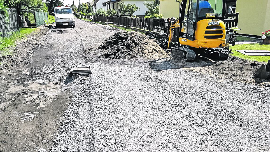 Remont ul. Dzierżonia w Fosowskiem. Termin zakończenia prac jest zagrożony?