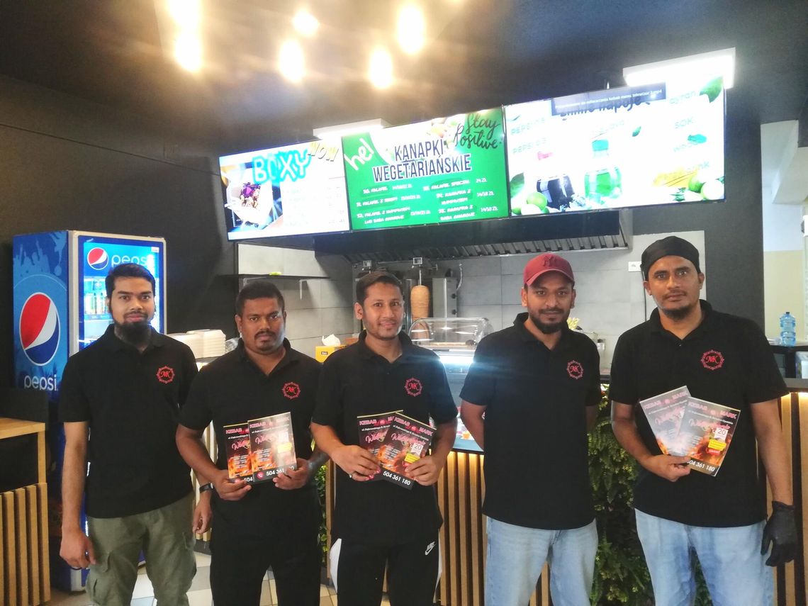 Rozdajemy zaproszenia na kebaba z okazji Mikołajek! Zaprasza Kebab Mark ze Strzelec Opolskich