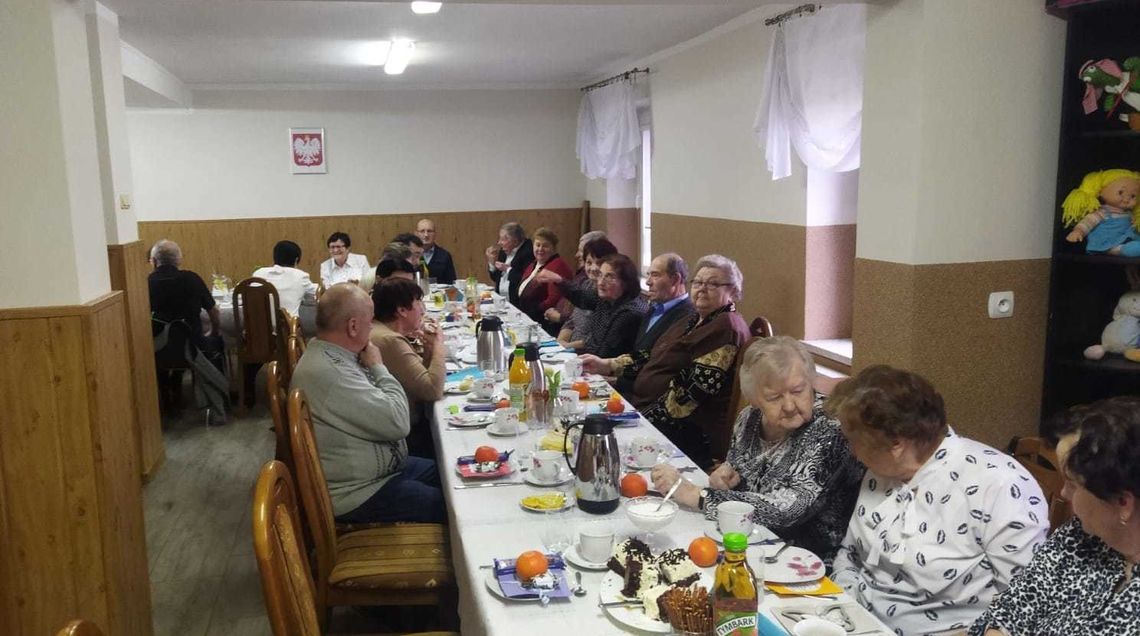 Seniorzy z Ligoty Czamborowej w gminie Izbicko mieli swoje święto