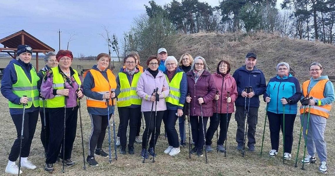 Seniorzy z Rozmierki aktywnie spędzają czas