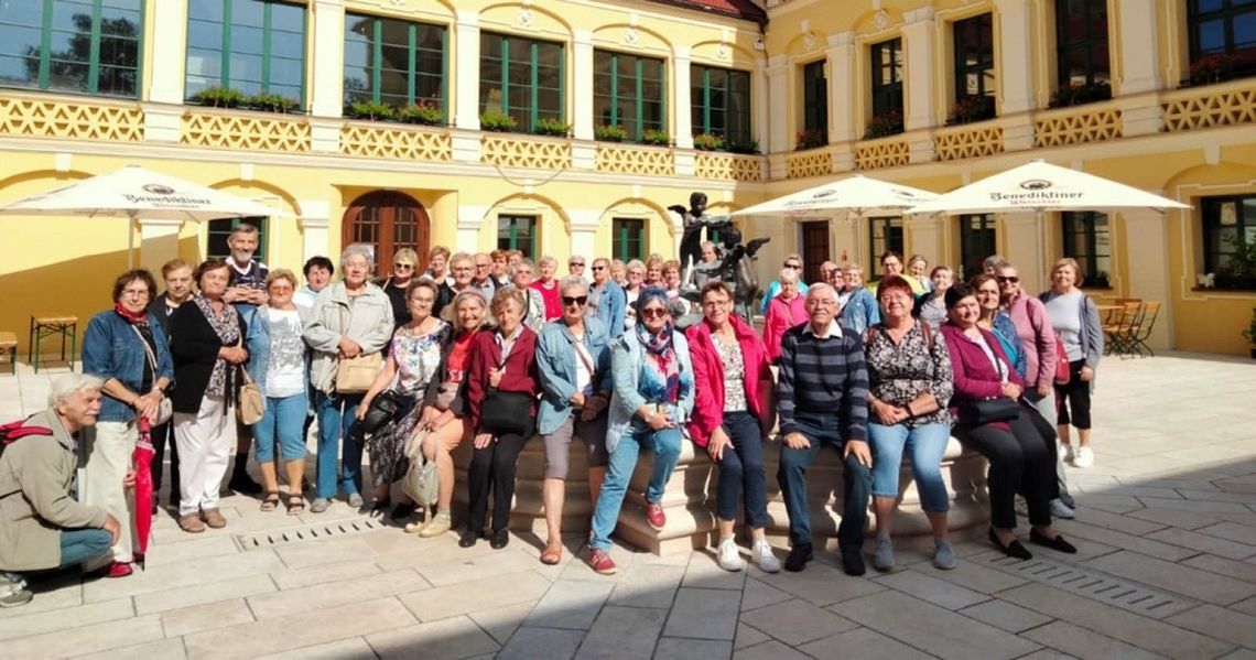 Seniorzy ze Strzelec Opolskich poznawali uroki Opolszczyzny