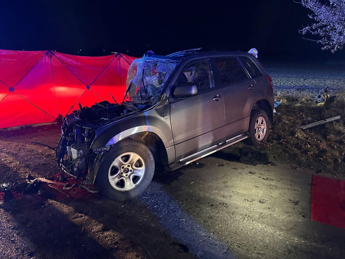 Śmiertelny wypadek na trasie Piotrówka - Łaziska. Nie żyje jedna osoba Śmiertelny wypadek na trasie Piotrówka - Łaziska. Nie żyje jedna osoba