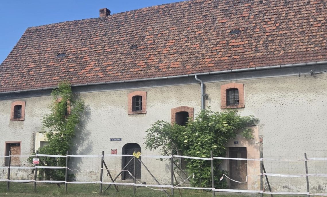 Czy dawny spichlerz w Dziewkowicach ocaleje? Są szanse