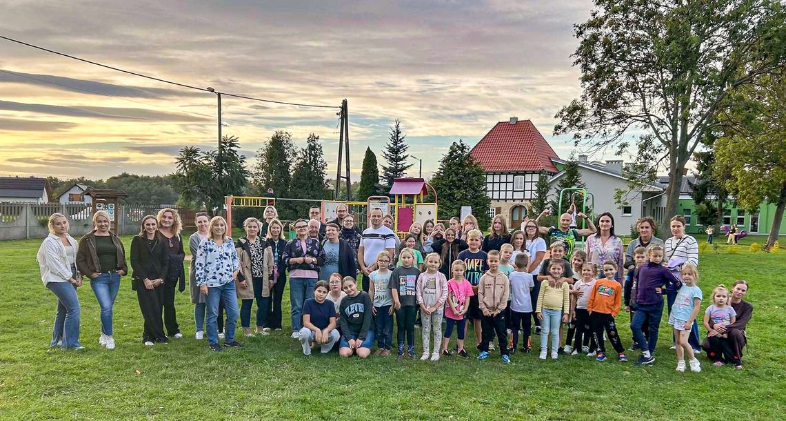Sportowy piknik w Dziewkowicach. Aktywny czas i integracja Sportowy piknik w Dziewkowicach. Aktywny czas i integracja