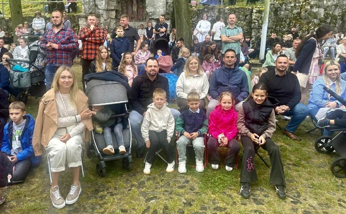 Dzieci u św. Anny. "To najpiękniejsza pielgrzymka w sezonie" Dzieci u św. Anny. "To najpiękniejsza pielgrzymka w sezonie"