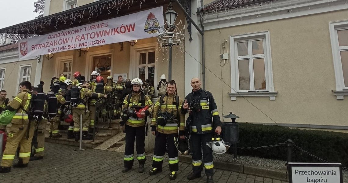 Strażacy z Zalesia Śląskiego startowali w ekstremalnym turnieju w Wieliczce