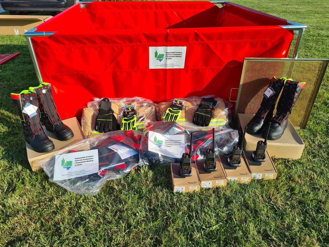 Strażacy z OSP Zimna Wódka mają nowy sprzęt. "Jest on niezwykle ważny"