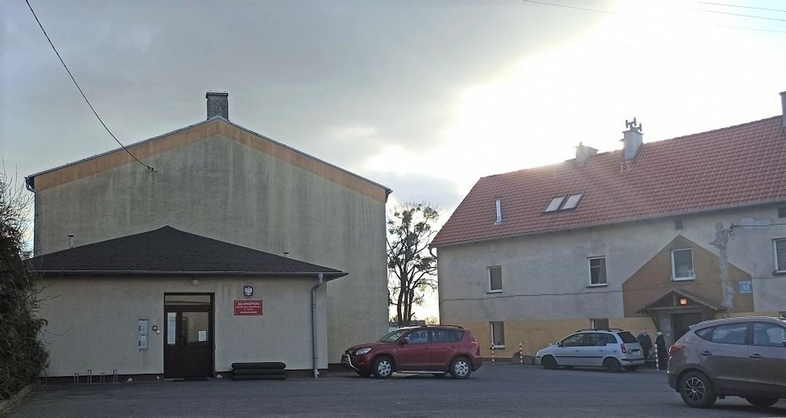 Strzelce Opolskie uruchamiają magazyn pomocy dla uchodźców. Mieszkańcy zbierają dary Strzelce Opolskie uruchamiają magazyn pomocy dla uchodźców. Mieszkańcy zbierają dary