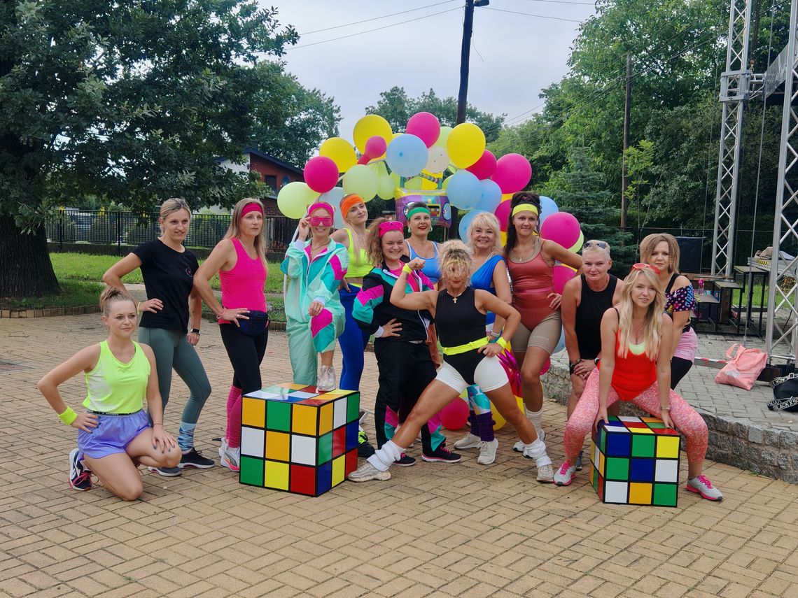 Szalone lata 80. Powrót do przeszłości z wielką mocą serca!