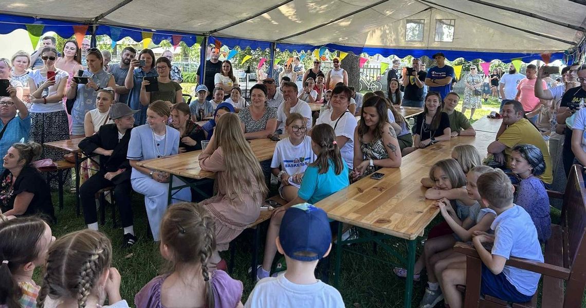 Tradycja, motoryzacja i dobroczynność, czyli święto plonów w Dziewkowicach