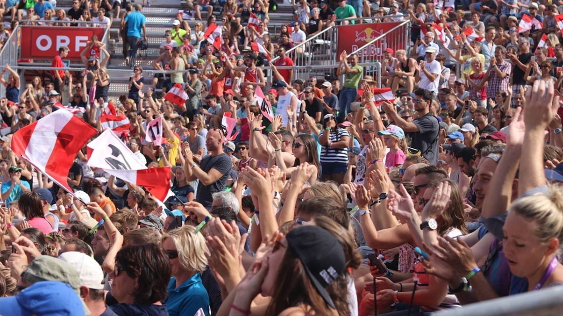 Trybuny już otwarte