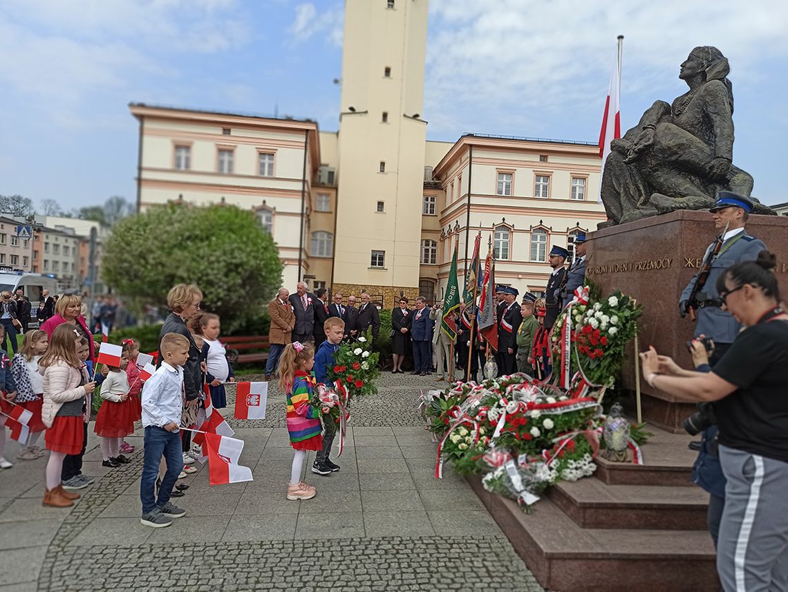 Święto Konstytucji 3 maja w Strzelcach Opolskich. Uroczystość pod Pietą