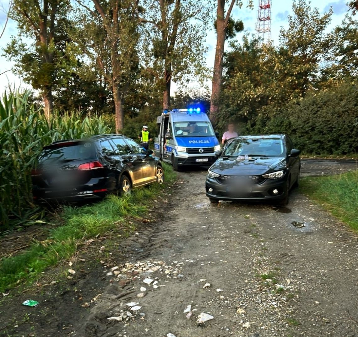 Uciekali przed policją. Kierowca był pijany, dodatkowo mężczyźni mieli przy sobie narkotyki