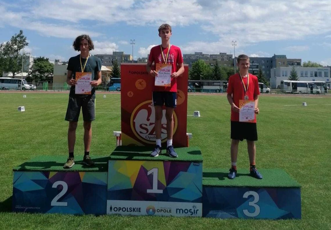 Uczeń szkoły w Zawadzkiem mistrzem województwa opolskiego w lekkoatletyce