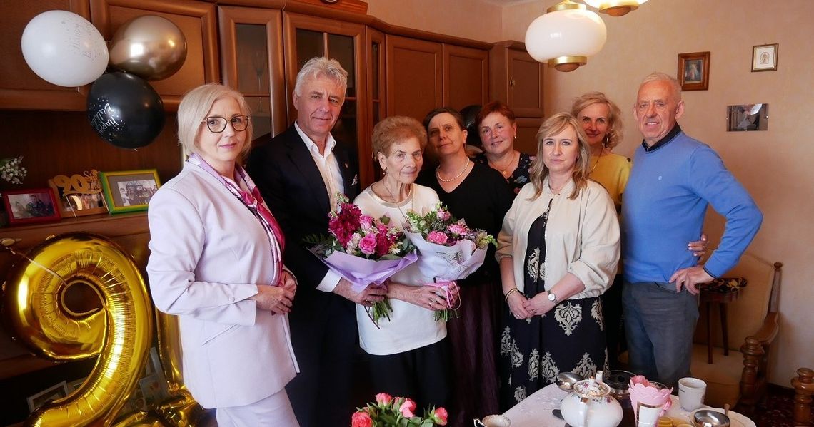Wszystkiego najlepszego dla pani Zofii. Jubilatka świętowała 90. urodziny