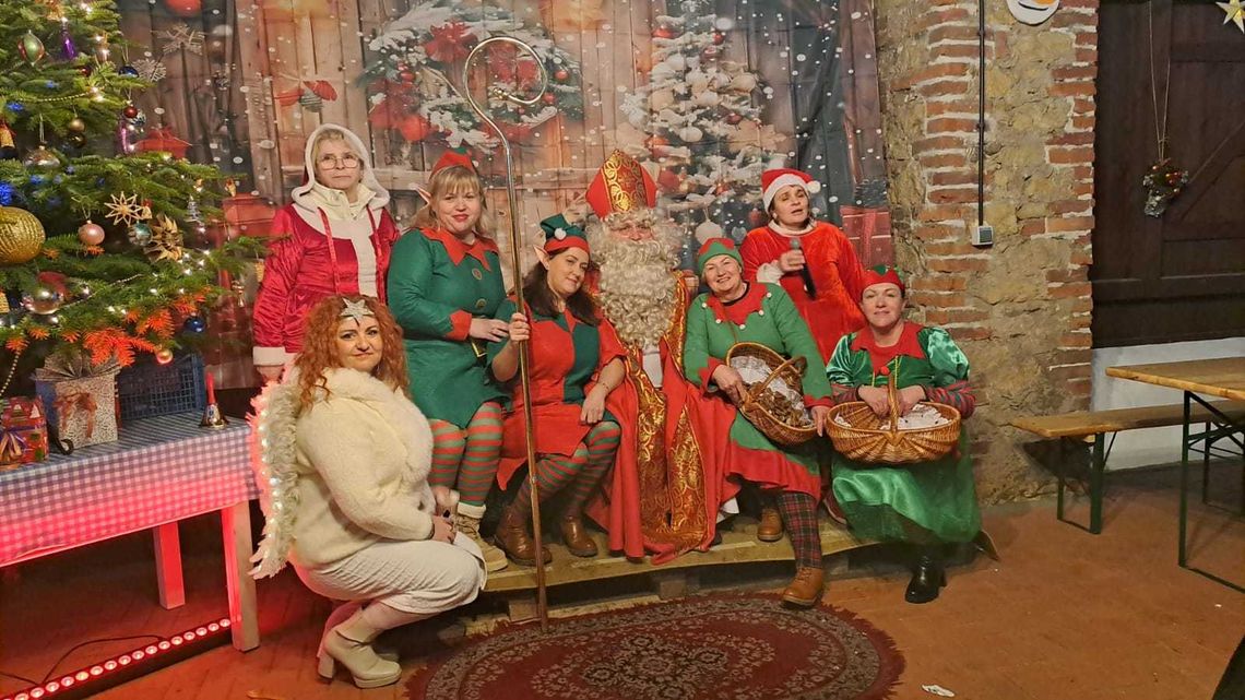 Jemielnica poczuła już kilmat świąt. Za mieszkańcami dwa wyjątkowe wydarzenia Jemielnica poczuła już kilmat świąt. Za mieszkańcami dwa wyjątkowe wydarzenia